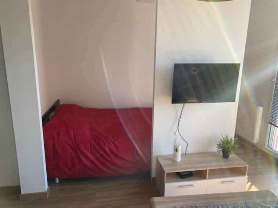 Appartement T2 Parking Prive 100 M Remparts Gare 10mn A Pieds *